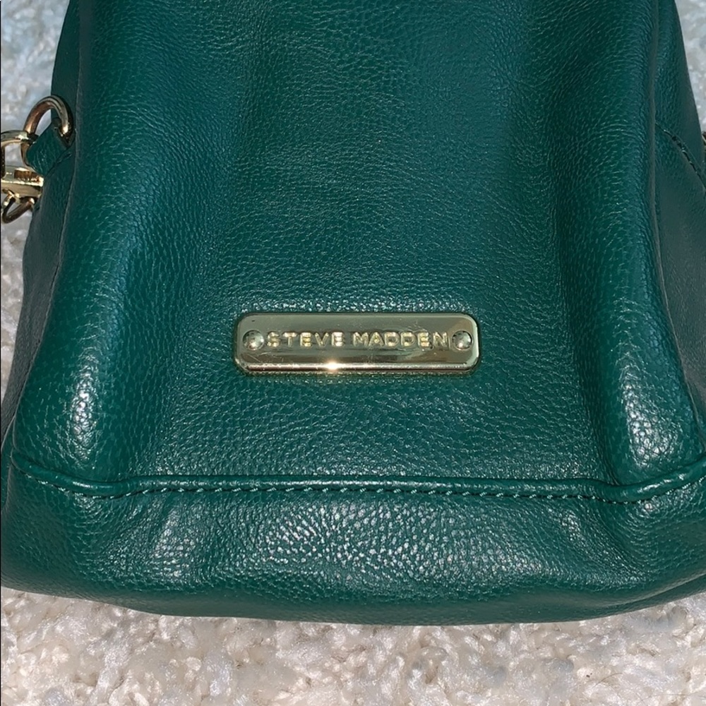 Steve Madden Crossbody Bag - Picture 2 of 3